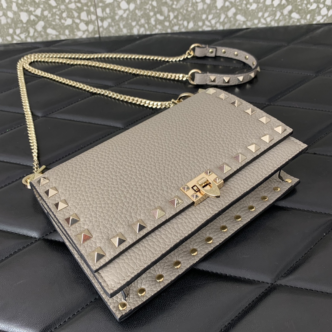 Valentino Garavani Rockstud Small Shoulder Bag in Grey Grainy Calfskin